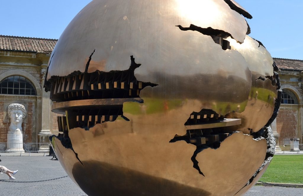 Skulptur Sfera con sfera Arnaldo Pomodoro Musei Vaticani