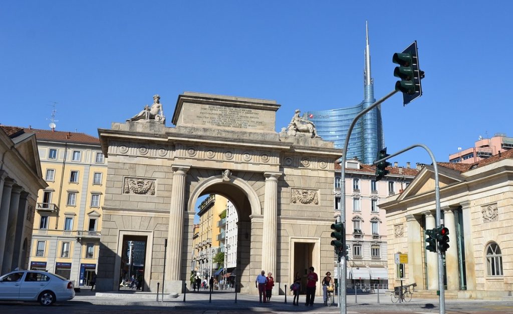 Porta Garibaldi mit Unicredit