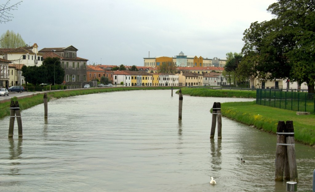 Auf dem Brentakanal